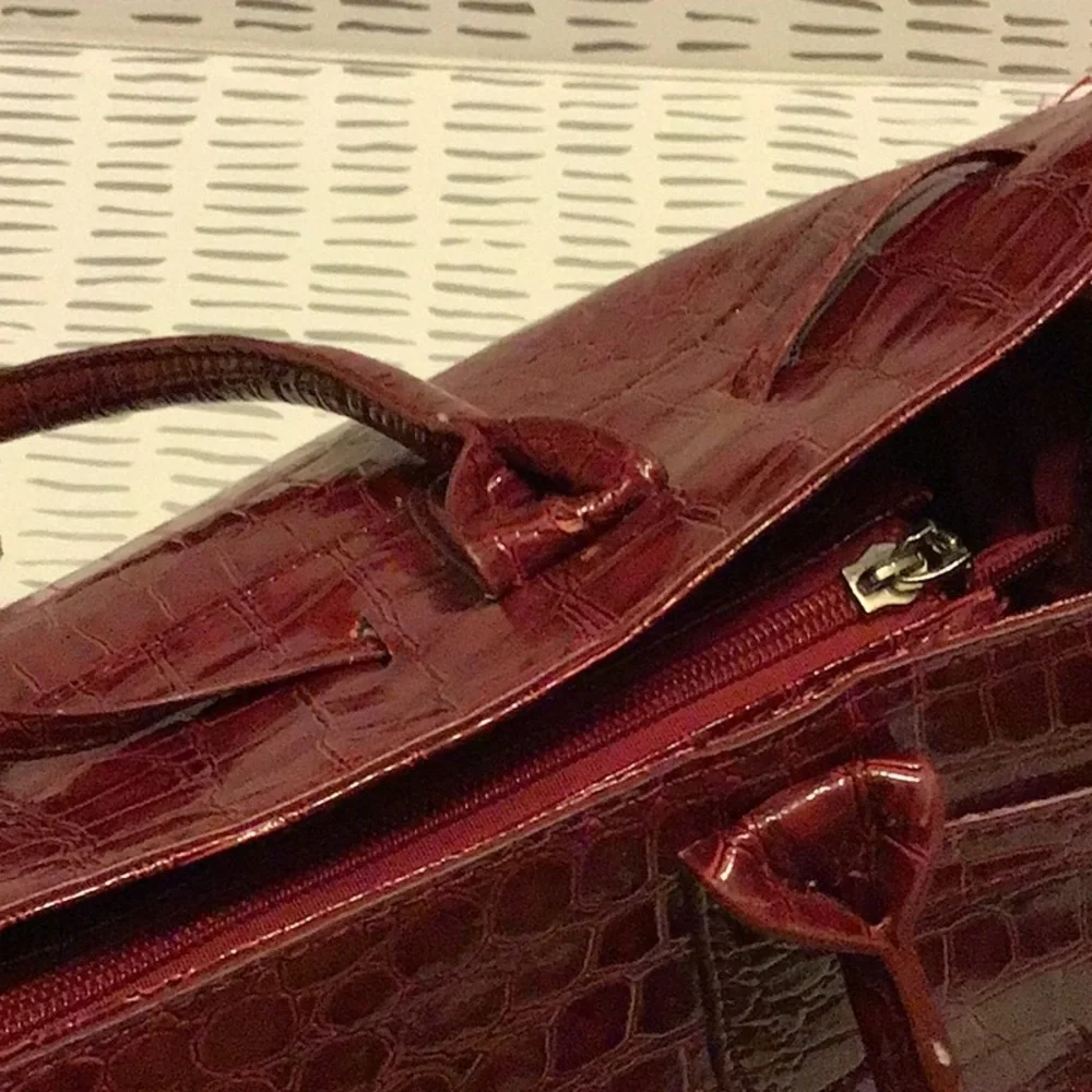 Ruby Red Tote - Picture 3 of 8